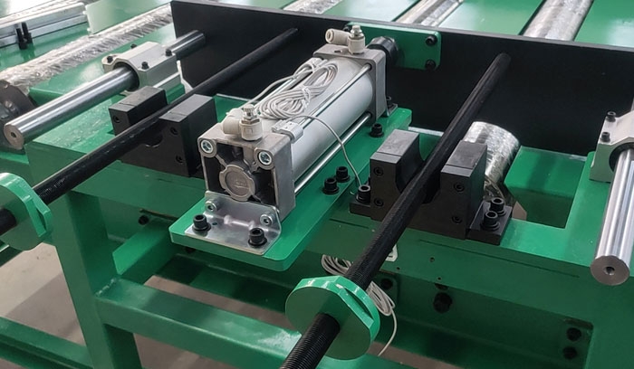 Chain plate line